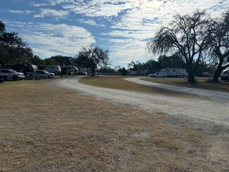 Plus de détails pour 4050 N Highway 183, Liberty Hill, TX - Spécialisé à vendre