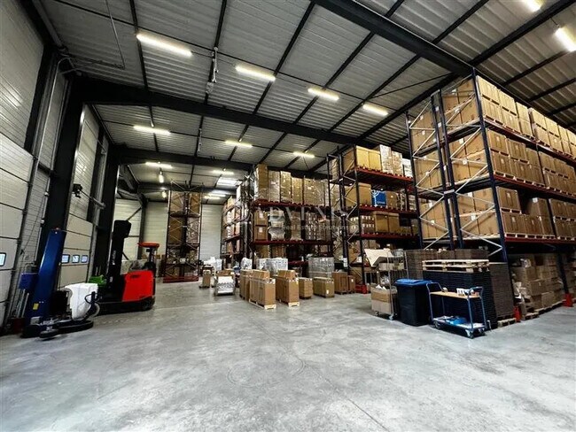 Plus de détails pour Industriel/Logistique à vendre