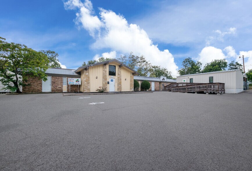 2000 N 25th St, Waco, TX à vendre - Photo de l’immeuble – Image 3 sur 18