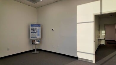 500 Radar Rd, Greensboro, NC à louer - Vidéo sur l’annonce professionnelle 