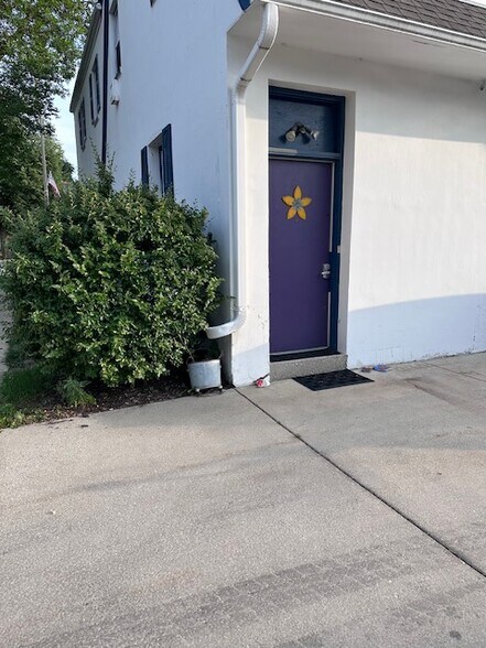8500 W North Ave, Milwaukee, WI à louer - Photo intérieure – Image 3 sur 13