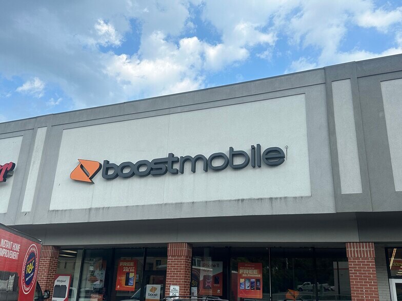 206 N 7th St, Steubenville, OH à louer - Photo de l’immeuble – Image 2 sur 5