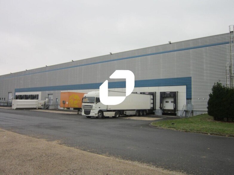 Industriel/Logistique dans Vatry à louer - Photo de l’immeuble – Image 2 sur 25