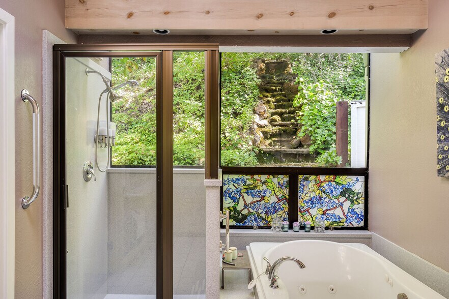 3037 Foothill Blvd, Calistoga, CA à vendre - Photo intérieure – Image 3 sur 59