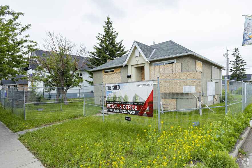 1301 10 Av SE, Calgary, AB à louer - Photo principale – Image 1 sur 2