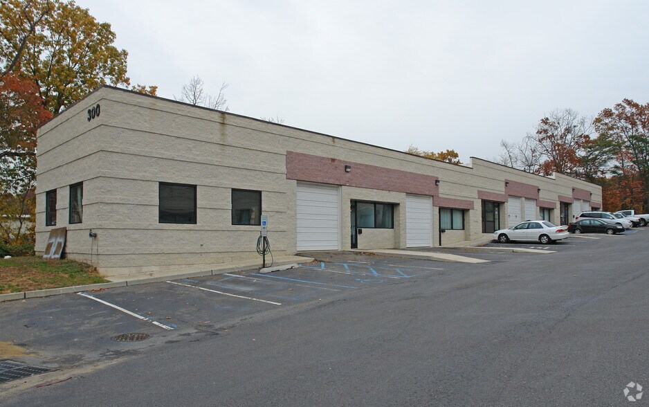 110 Harmon Dr, Blackwood, NJ à louer - Photo principale – Image 1 sur 8
