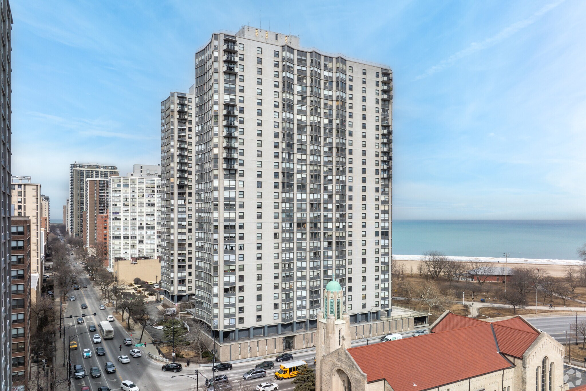 5701 N Sheridan Rd, Chicago, IL à vendre Photo de l’immeuble– Image 1 sur 7