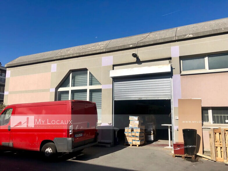 Local d’activités dans Aubervilliers à louer - Photo de l’immeuble – Image 1 sur 4
