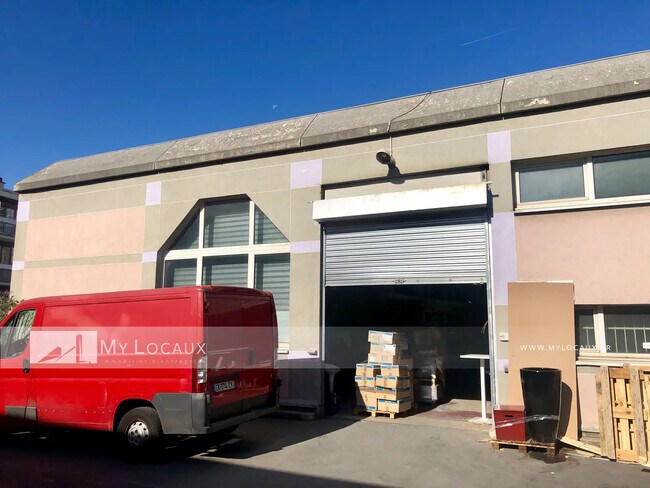 Plus de détails pour Local d'activités à louer