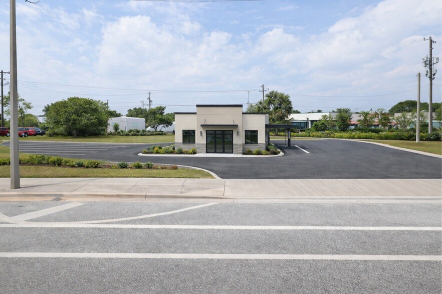 819 Federal hwy, Boynton Beach, FL à louer - Photo de l’immeuble – Image 2 sur 3