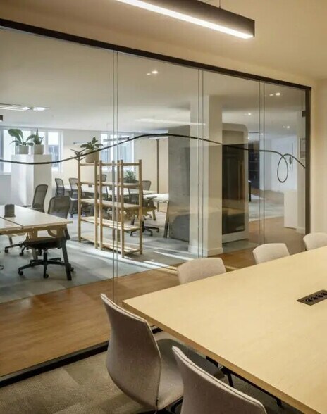 Bureau dans Paris à louer - Photo de l’immeuble – Image 3 sur 6