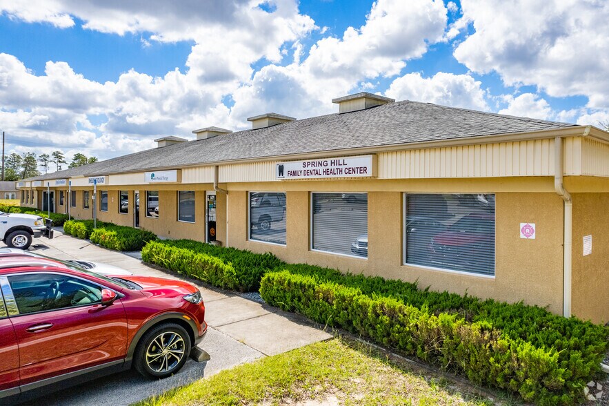 6475 Oregon Jay, Spring Hill, FL à louer - Photo principale – Image 1 sur 9