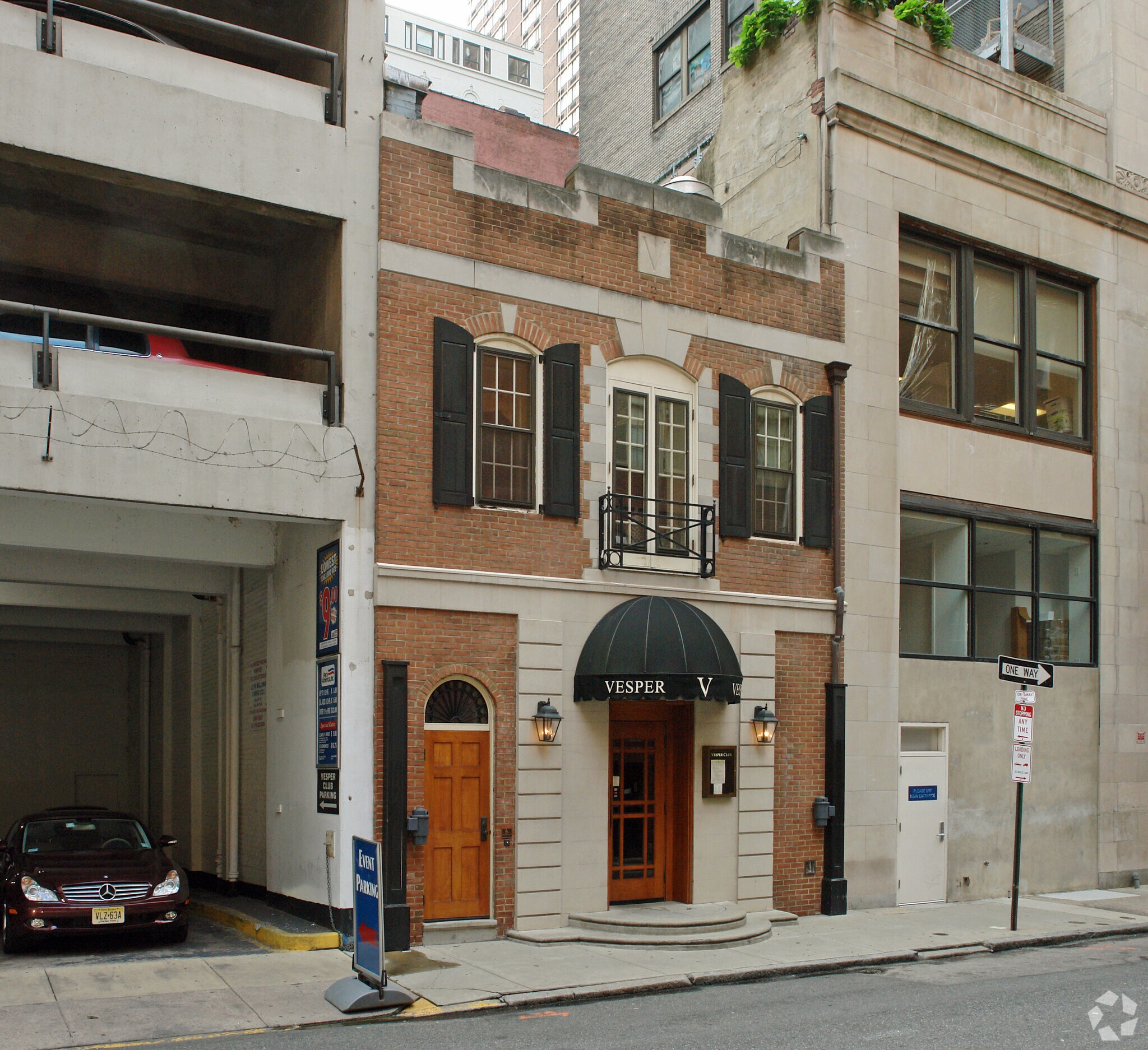223 S Sydenham St, Philadelphia, PA à vendre Photo principale– Image 1 sur 6