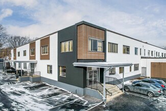 Plus de détails pour 25-29 Needham St, Newton, MA - Local d'activités à louer