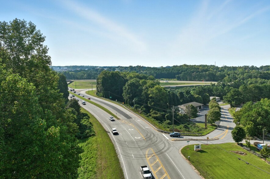 2222 Jesse Jewell Pky NE, Gainesville, GA à vendre - Aérien – Image 3 sur 10