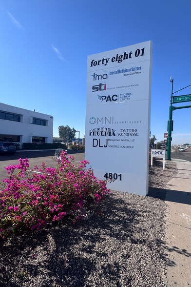 4801 E McDowell Rd, Phoenix, AZ à vendre - Photo de l’immeuble – Image 3 sur 6