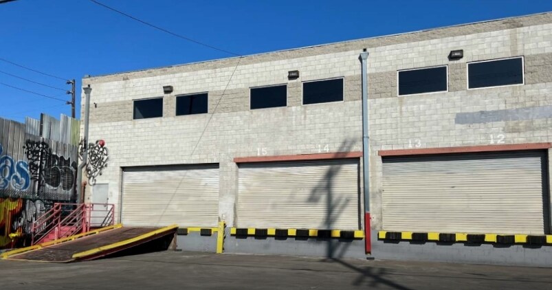 2155-2181 E 14th St, Los Angeles, CA à louer - Photo de l’immeuble – Image 2 sur 2