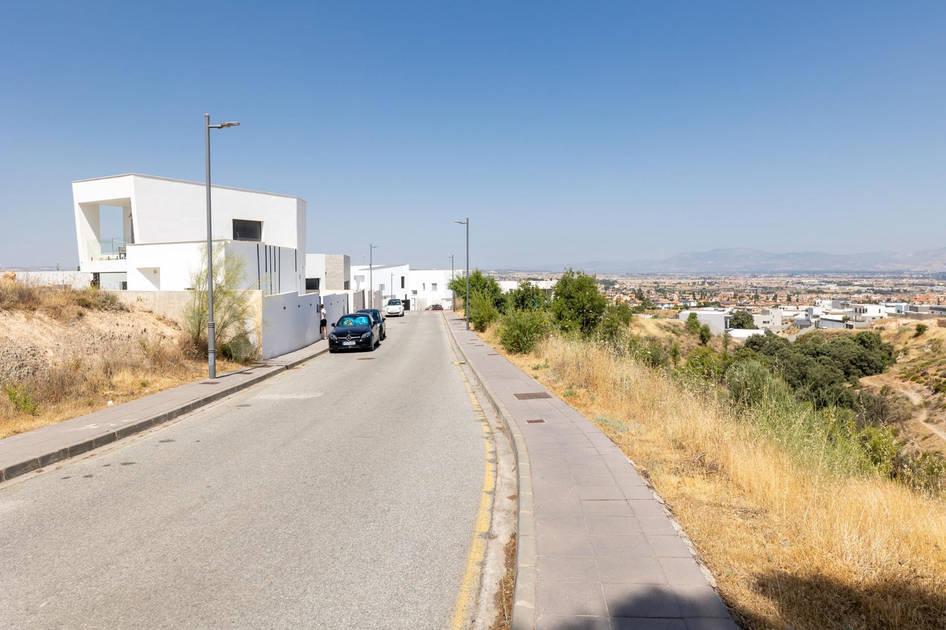 Calle Río Guadalfeo, 34, La Zubia, Granada à vendre Photo principale– Image 1 sur 18