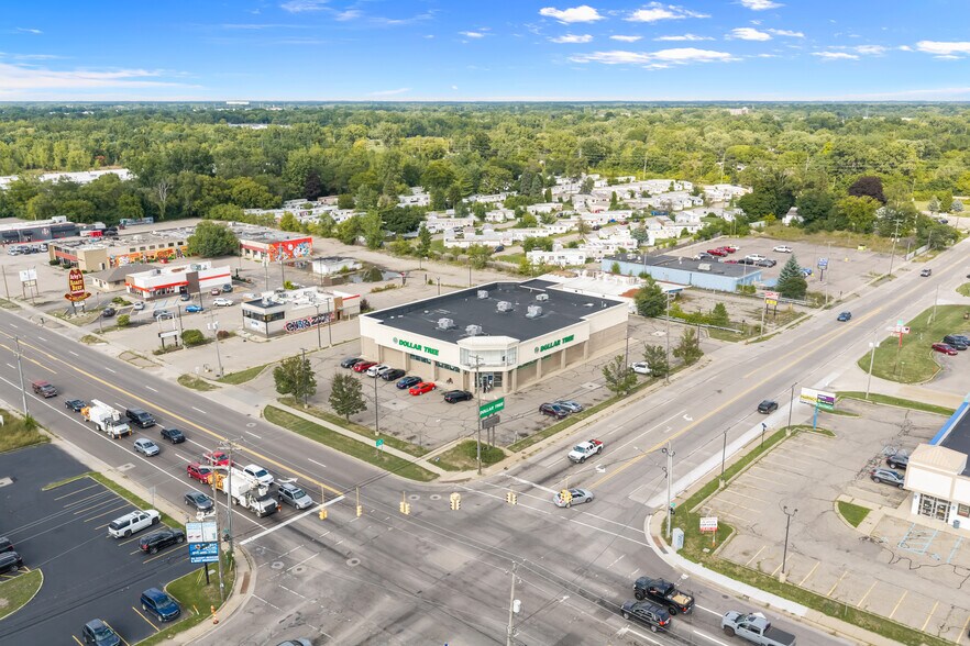 3753 S Dort Hwy, Flint, MI à vendre - Photo de l’immeuble – Image 2 sur 7