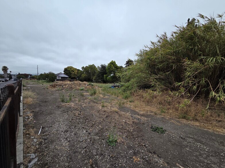 22329 Garden ave, Hayward, CA à vendre - Photo de l’immeuble – Image 2 sur 6