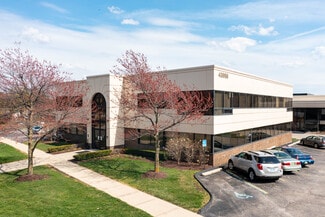 Plus de détails pour 43996 Woodward Ave, Bloomfield Hills, MI - Bureau à louer