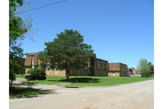 Plus de détails pour 1726 Leona Mitchell Blvd, Enid, OK - Logement à vendre