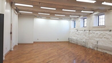 37 Greenwoods Rd, New Hartford, CT à louer Photo intérieure– Image 1 sur 1