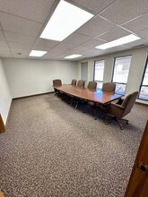 131 N Parkway Dr, Pekin, IL à louer Photo intérieure– Image 1 sur 11