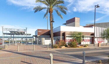 1933 S Ballpark Way, Goodyear, AZ à louer Photo de l’immeuble– Image 1 sur 2