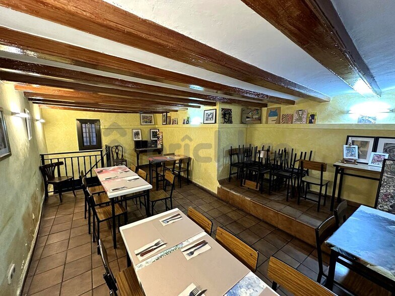 View Photo