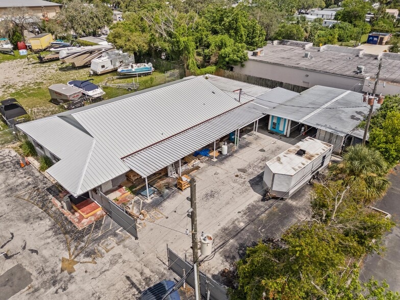 4349 Louis Ave, Holiday, FL à vendre - Photo de l’immeuble – Image 1 sur 47