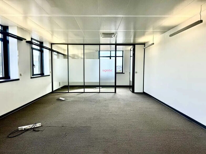 Bureau dans Lyon à louer - Photo de l’immeuble – Image 2 sur 19