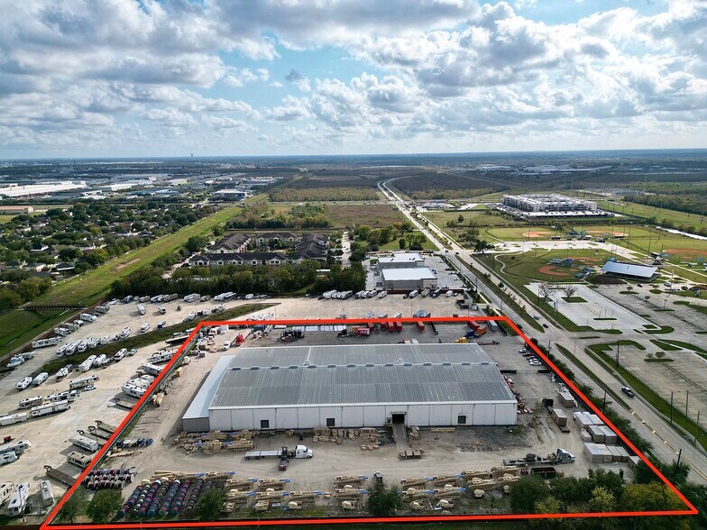 3337 Canada Rd, La Porte, TX à vendre - Photo de l’immeuble – Image 3 sur 5