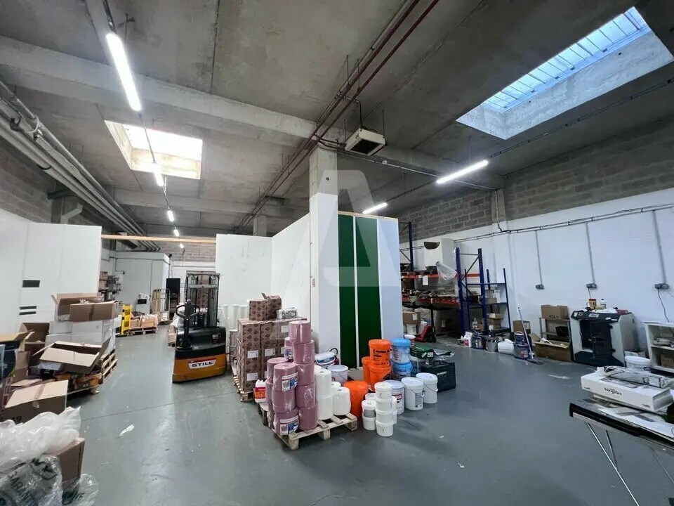 Local d’activités dans Lognes à louer Photo intérieure– Image 1 sur 5