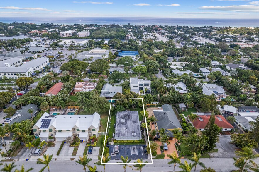 607 NE 7th Ave, Delray Beach, FL à vendre - Photo de l’immeuble – Image 1 sur 17