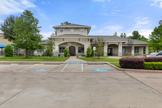13621 Will Clayton Pky, Humble, TX à louer Photo de l’immeuble– Image 2 sur 9