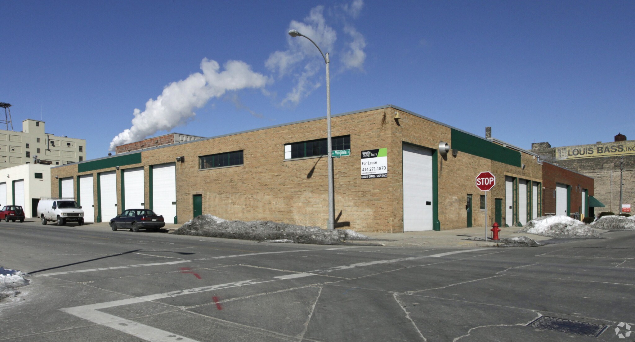 401-429 S 3rd St, Milwaukee, WI à louer Photo principale– Image 1 sur 11