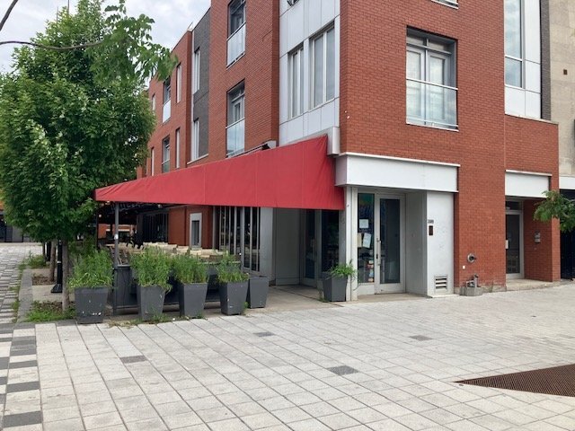 25 Pl Simon-Valois, Montréal, QC à vendre - Photo de l’immeuble – Image 2 sur 3