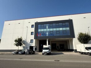 Industriel/Logistique dans L'Hospitalet de Llobregat, Barcelona à louer Photo intérieure– Image 2 sur 14