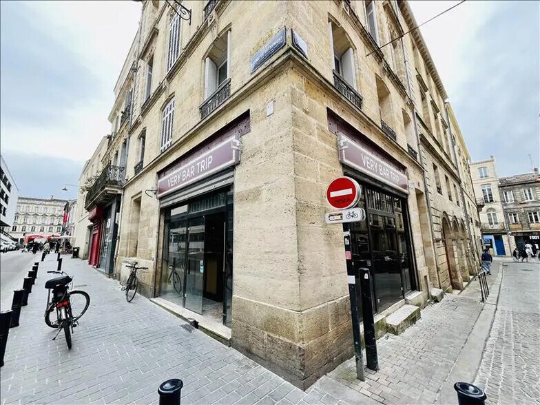 Local commercial dans Bordeaux à louer - Photo de l’immeuble – Image 1 sur 5