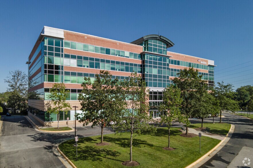 6909 Metro Park Dr, Alexandria, VA à louer - Photo principale – Image 1 sur 5