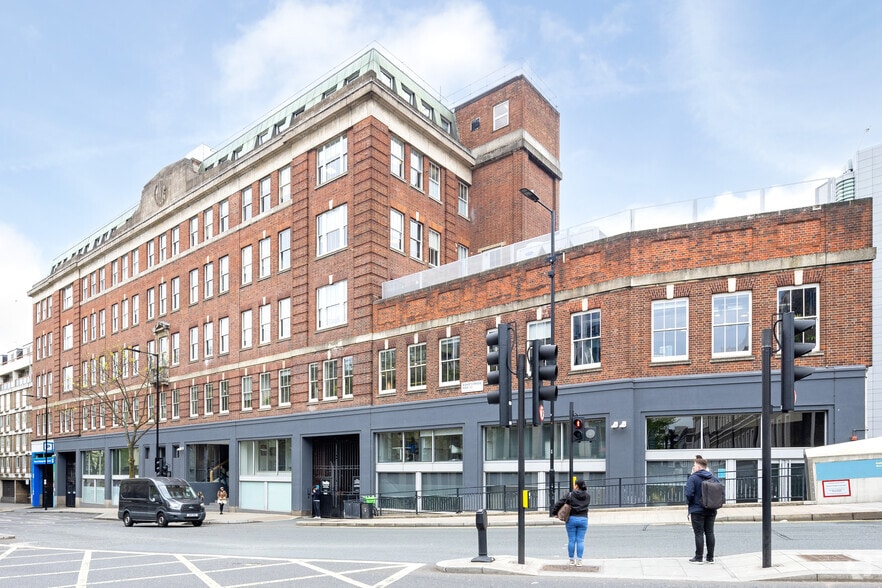 4-18A Bishops Bridge Rd, Londres à vendre - Photo principale – Image 1 sur 7