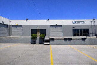 Plus de détails pour 8320-8350 Isis Ave, Los Angeles, CA - Industriel/Logistique à louer