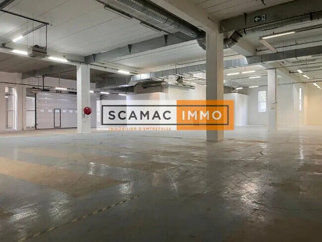 Plus de détails pour Industriel/Logistique à louer