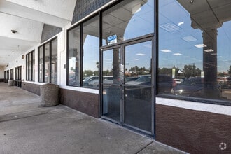 715-825 W Baseline Rd, Tempe, AZ à louer Photo de l’immeuble– Image 2 sur 6