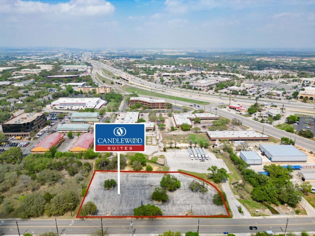 5353 Prue Rd, San Antonio, TX à vendre Aérien– Image 1 sur 14