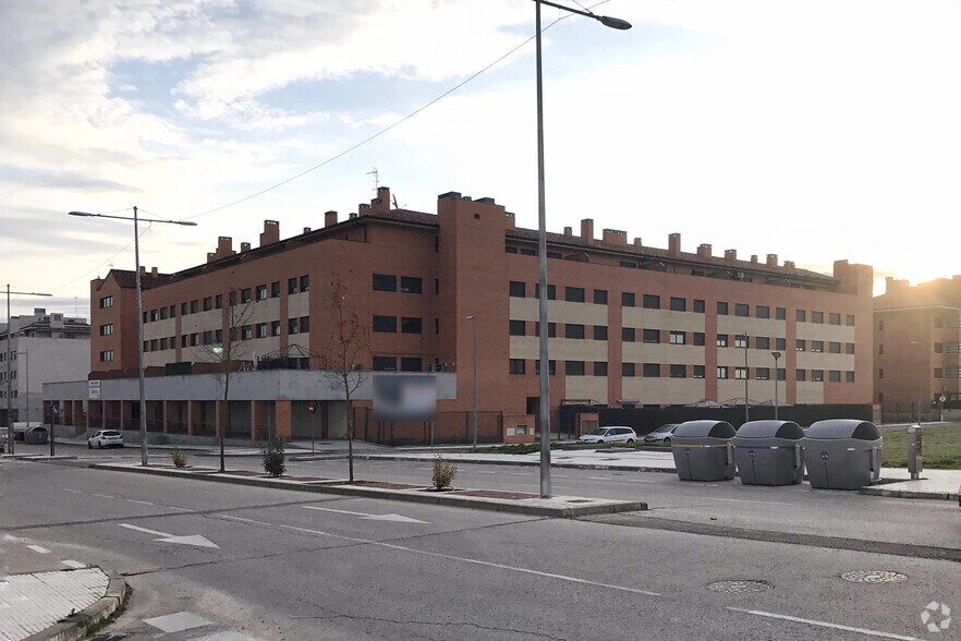 Calle Labrador, 10, Navalcarnero, Madrid à louer - Photo de l’immeuble – Image 2 sur 2