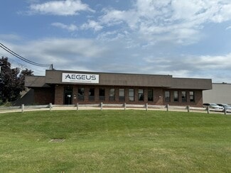 Plus de détails pour 80 Lawrence Bell Dr, Williamsville, NY - Local d’activités à vendre
