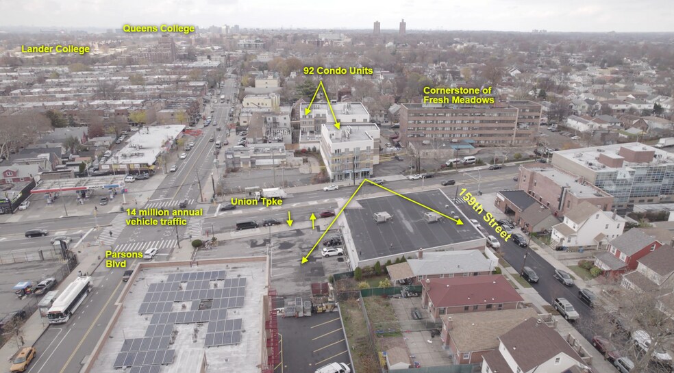 15802 Union Tpke, Flushing, NY à louer - Photo de l’immeuble – Image 3 sur 27