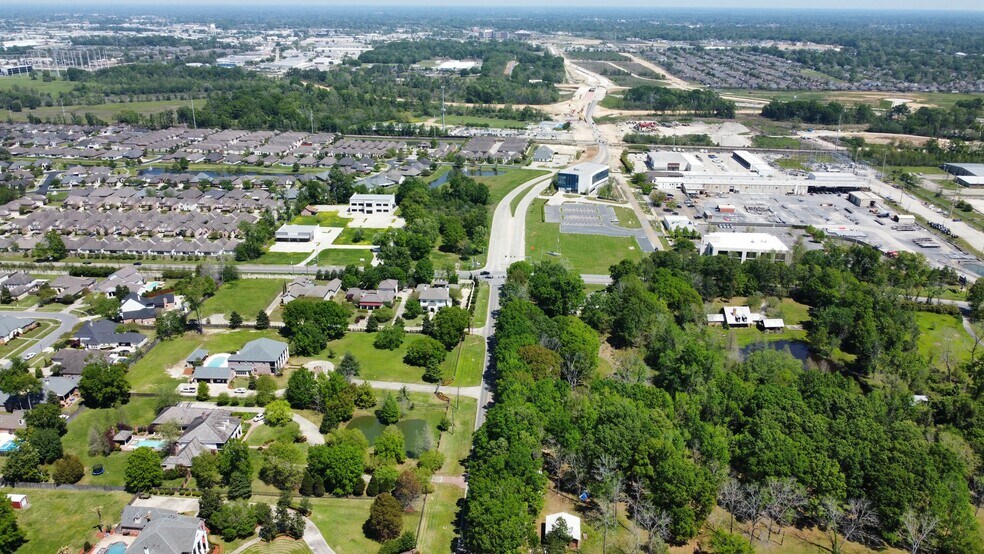 15222 Perkins Rd, Baton Rouge, LA à vendre - Photo de l’immeuble – Image 2 sur 5